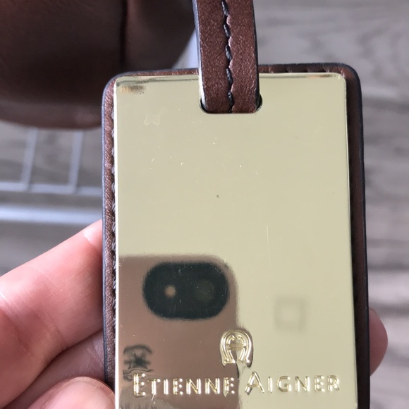 Etienne Aigner genuine leather crossbody bag - Picture 3 of 13